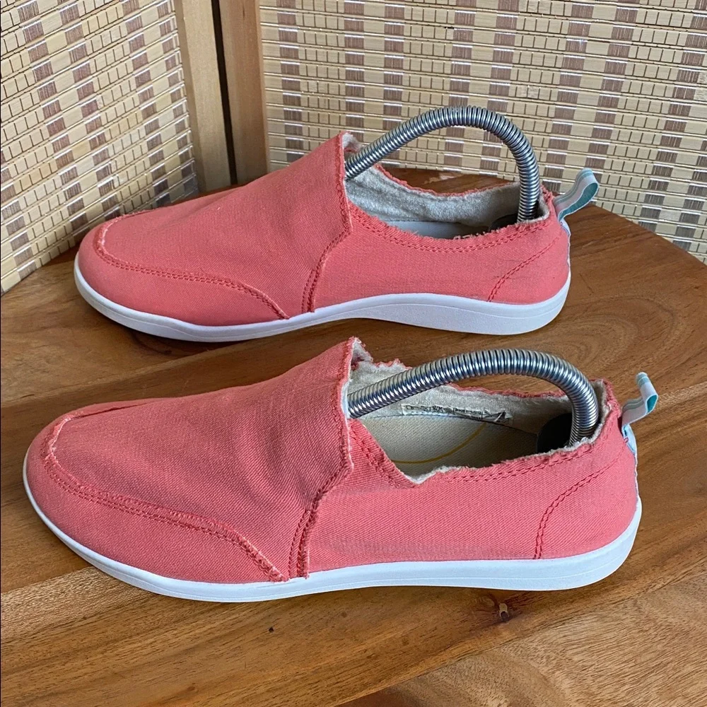 Vionic Beach Collection Woman’s 8 Malibu Slip-On Poppy Canvas Sneaker - Picture 4 of 7